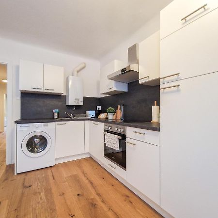 Feelhome - Design Apartment - Kitchen - Kingbed - Smart Tv Wina Bagian luar foto