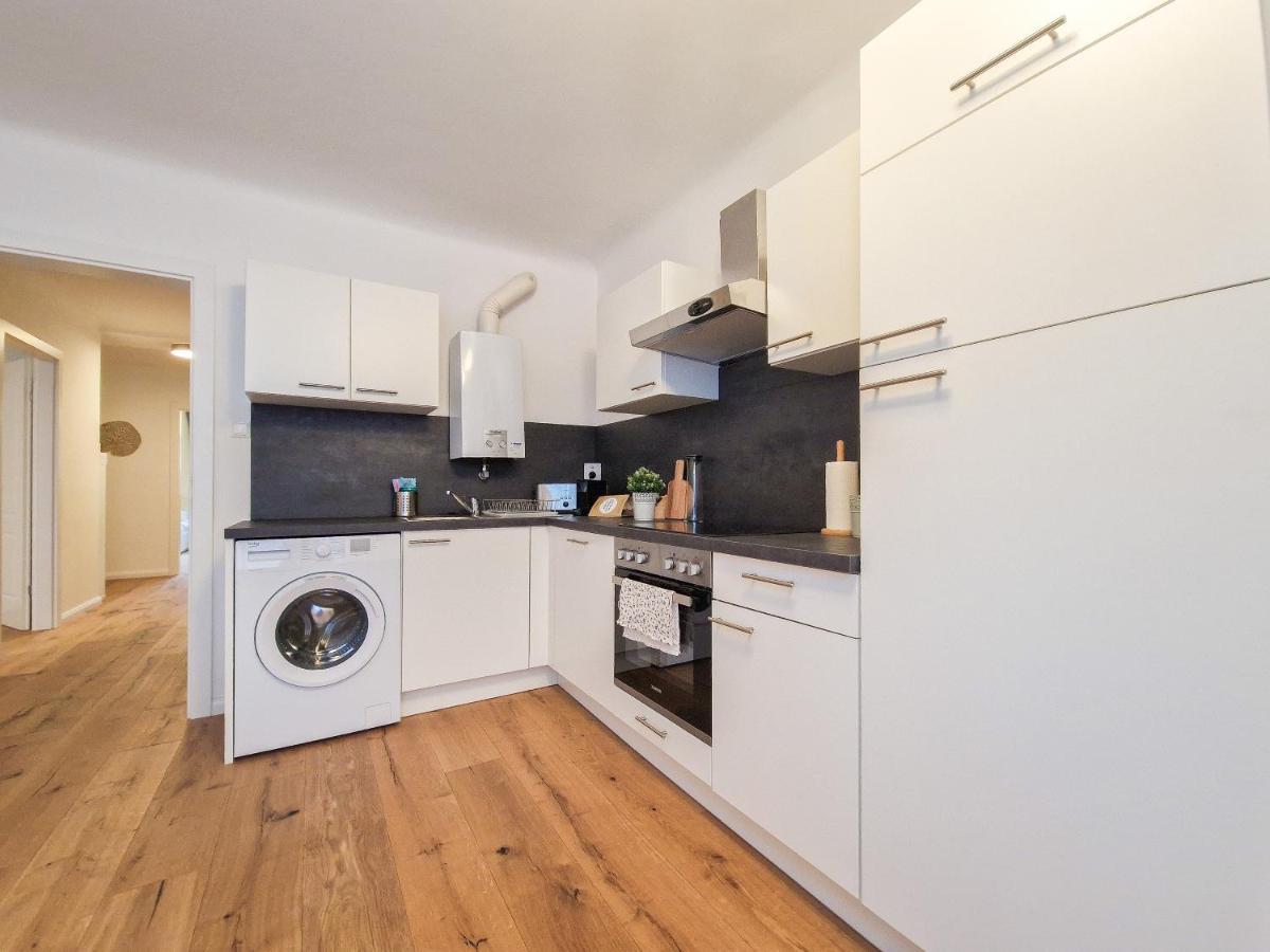 Feelhome - Design Apartment - Kitchen - Kingbed - Smart Tv Wina Bagian luar foto